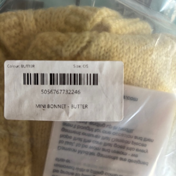 BNWT Damson Madder Butter Yellow Bonnet / Hood - Picture 9 of 9